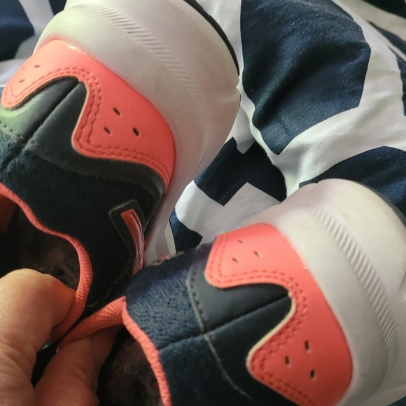 Girls running shoes - Picture 12 of 14